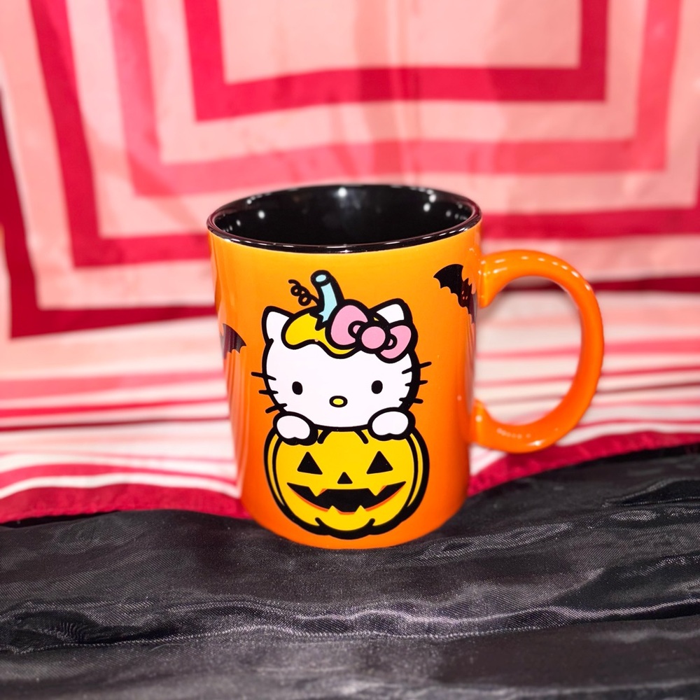 Hello Kitty Halloween mug